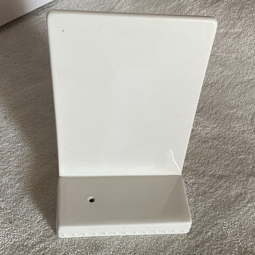 Nora Fleming RETIRED Pearl Dot Ceramic Memo Message Board